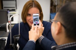 The developed method involving smartphone-based hyperspectral imaging was compared by researchers to existing hyperspectral imaging equipment.